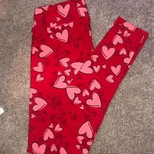 Heart lularoe leggings
